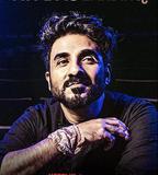 維爾·達斯：異鄉遊子